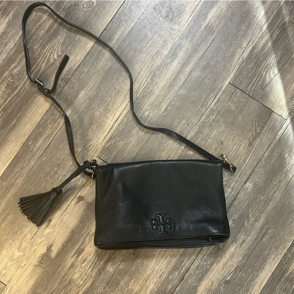 Tory Burch Thea fold over crossbody bag - Picture 4 of 6